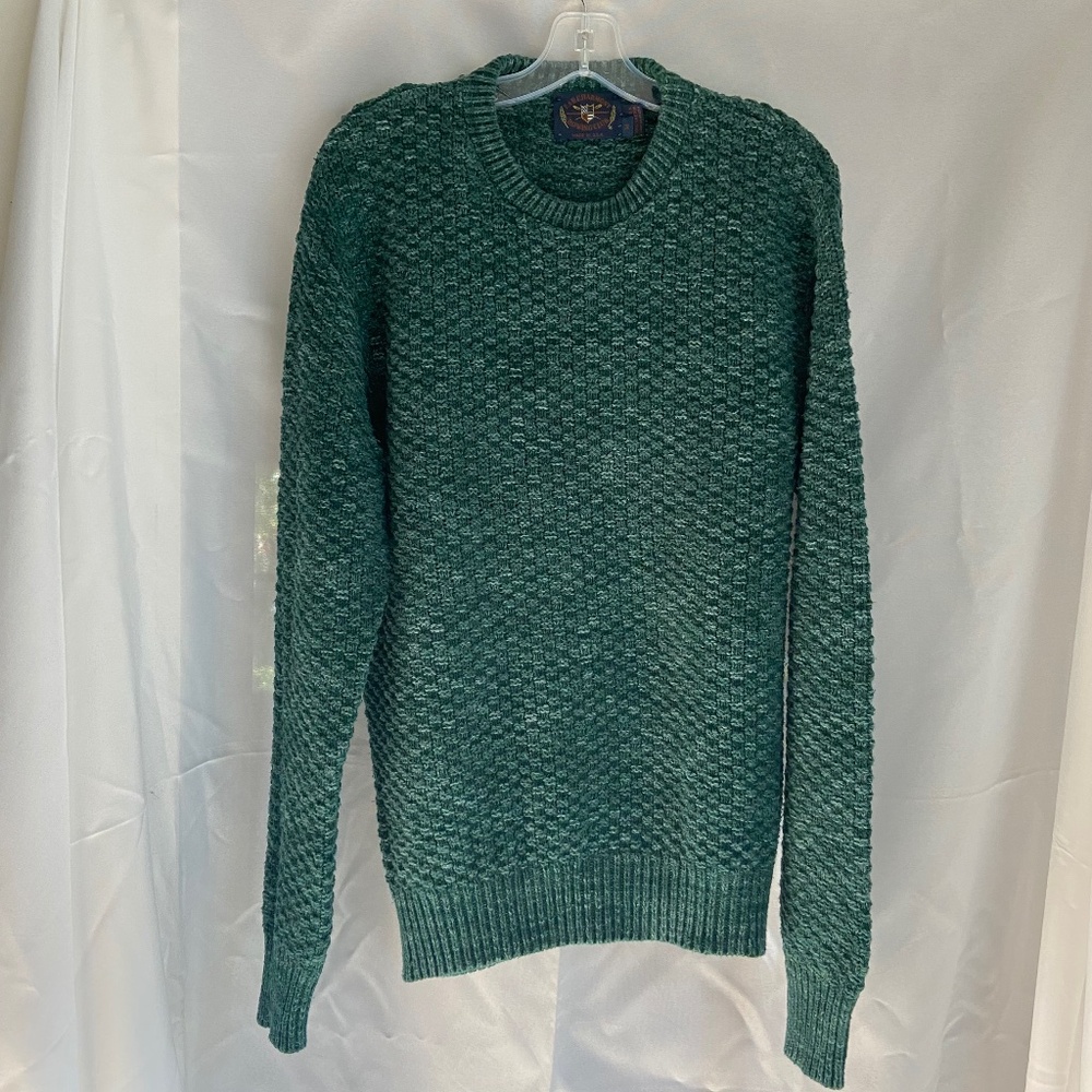 Vintage men’s sweater green Christmas winter 100% cotton